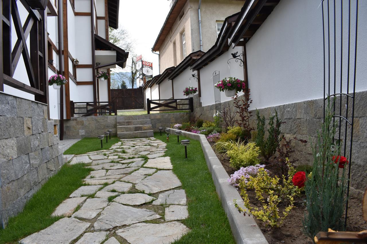 戈韦达尔齐 Bavaria House酒店 外观 照片